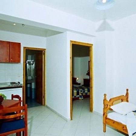 Lithakia Beach Hotel Zakynthos Island ภายนอก รูปภาพ