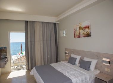 Lithakia Beach Hotel Zakynthos Island ภายนอก รูปภาพ